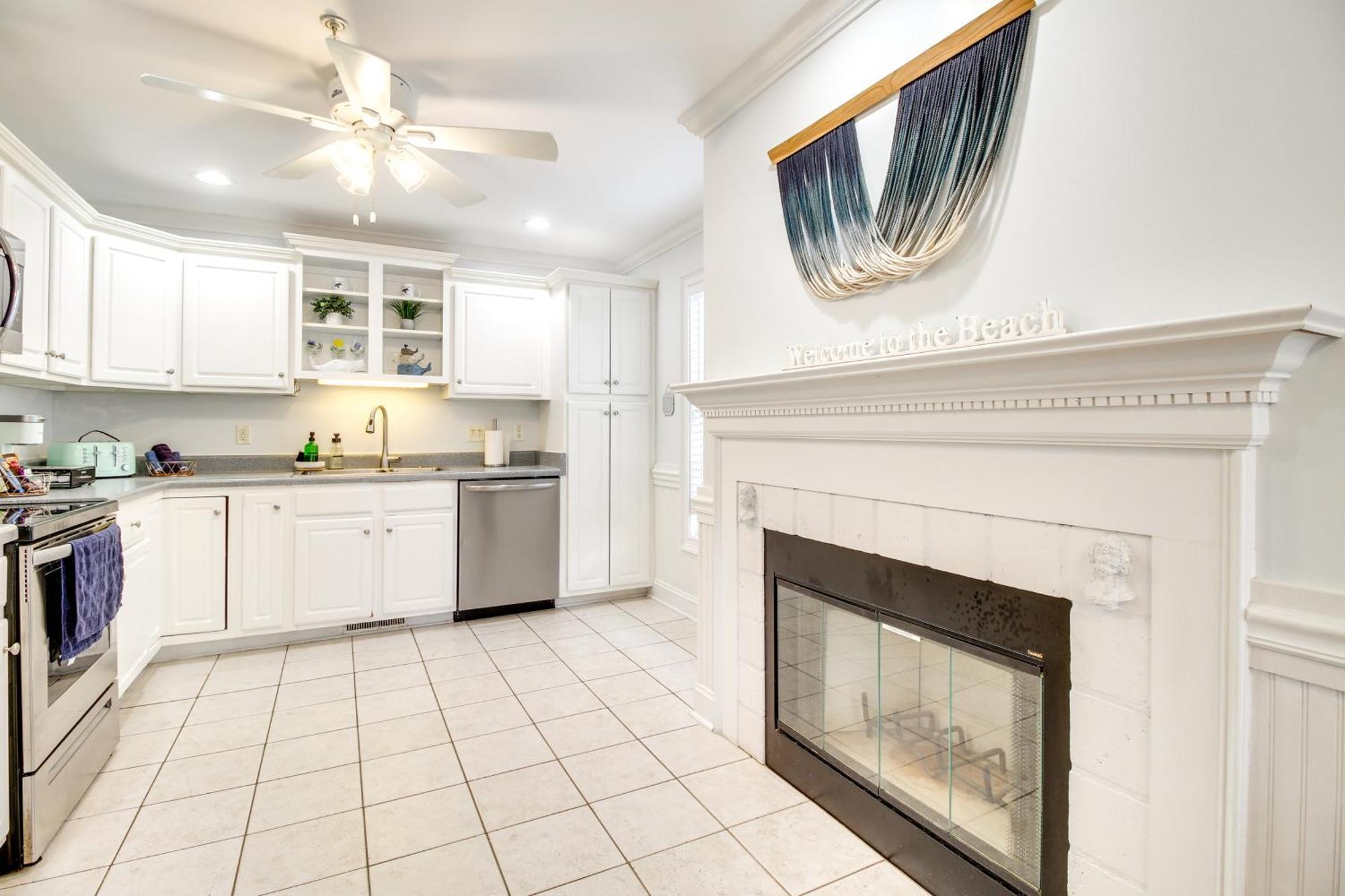 Elegant Tybee Island Townhome, Steps To Beach Extérieur photo